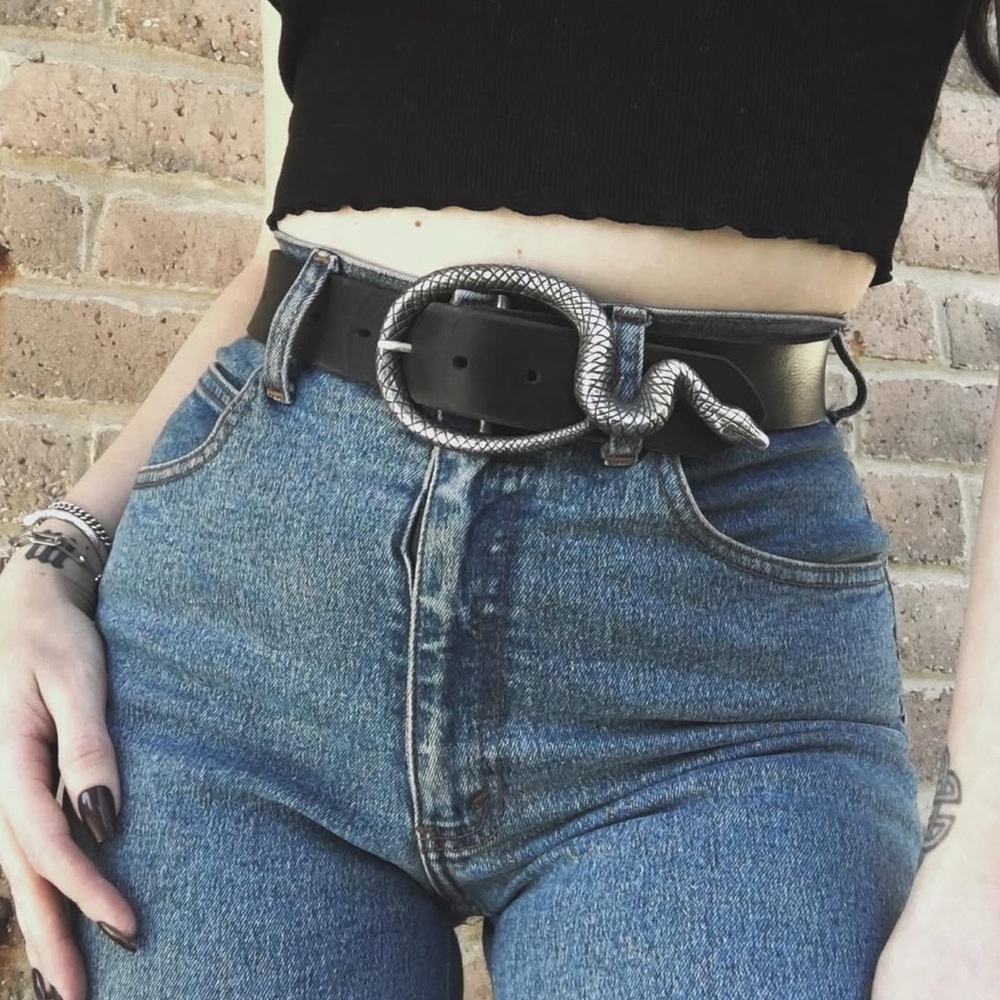 Nocturne Leather Brigid Belt with Snake Buckle